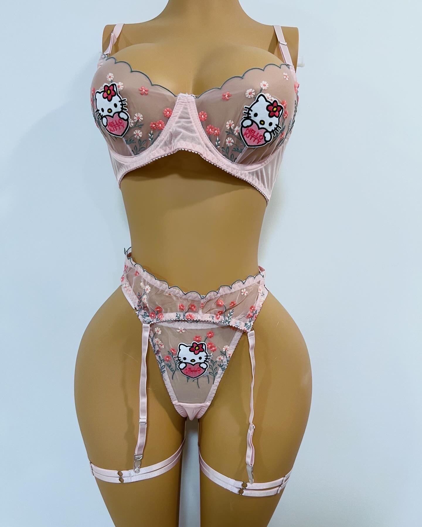 Hello Kitty Lingerie Set 2