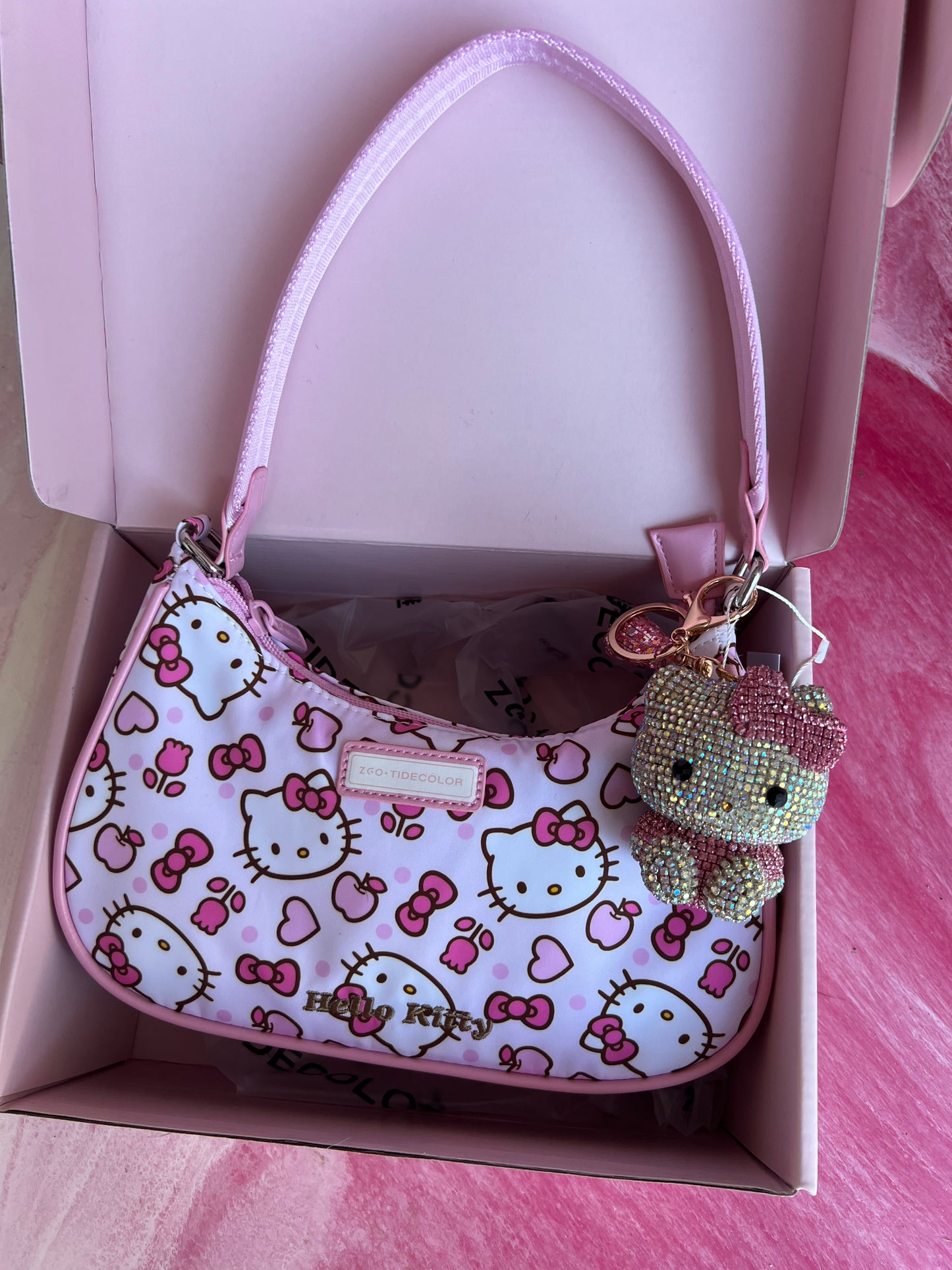 Hello Kitty Purse & Keychain