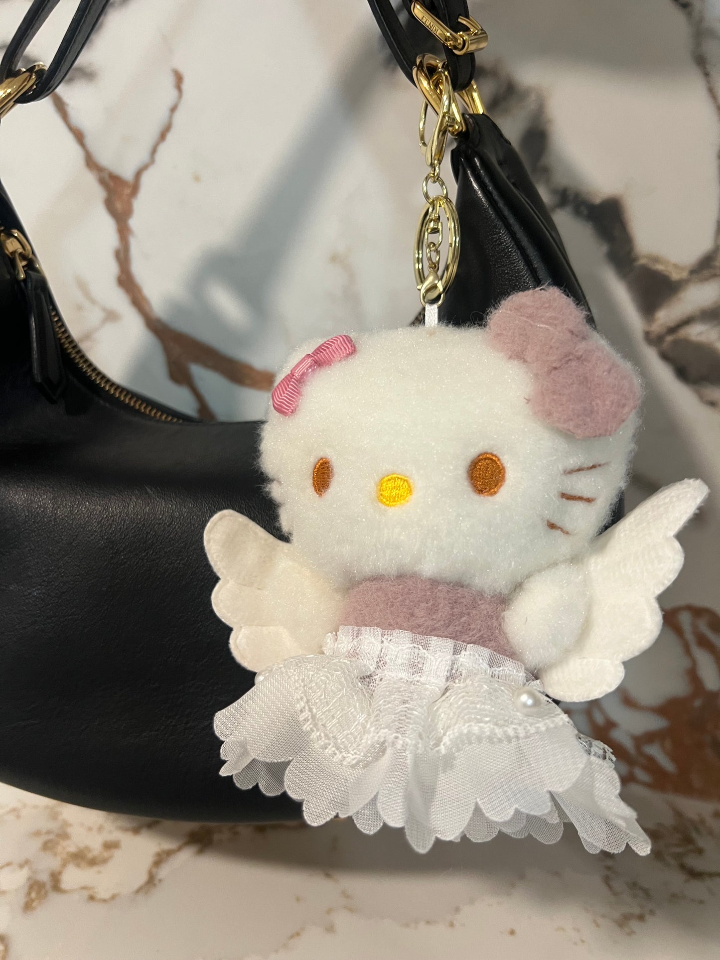 Hello Kitty Angel Keychain