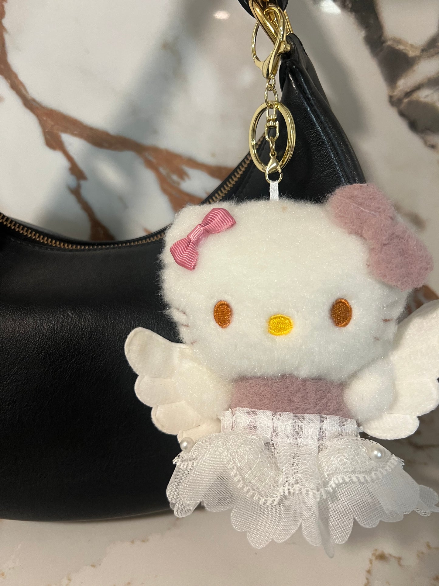 Hello Kitty Angel Keychain